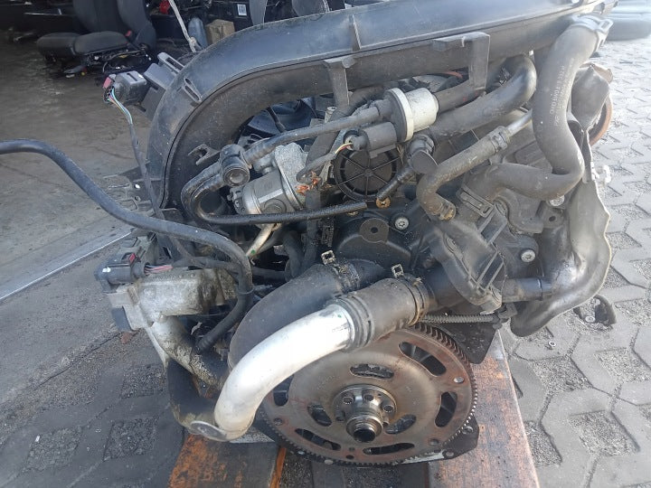 Motor Audi A4 B9 CVN 1.4 TFSI 150PS 110kW Benzin Engine Komplett MOT9795961929bz