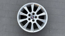 Load image into Gallery viewer, 1x Alufelge 17 Zoll 7.0" 5x110 49ET Glanz Silber 0544038 Fiat I 1 Rim Wheel FEL2568464606un