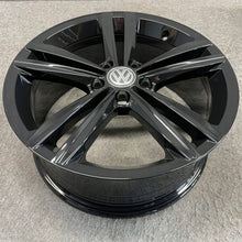 Laden Sie das Bild in den Galerie-Viewer, 4x Alufelge 18 Zoll 7.5&quot; 5x112 51ET 5G0601025DC VW Golf Vii Rim Wheel