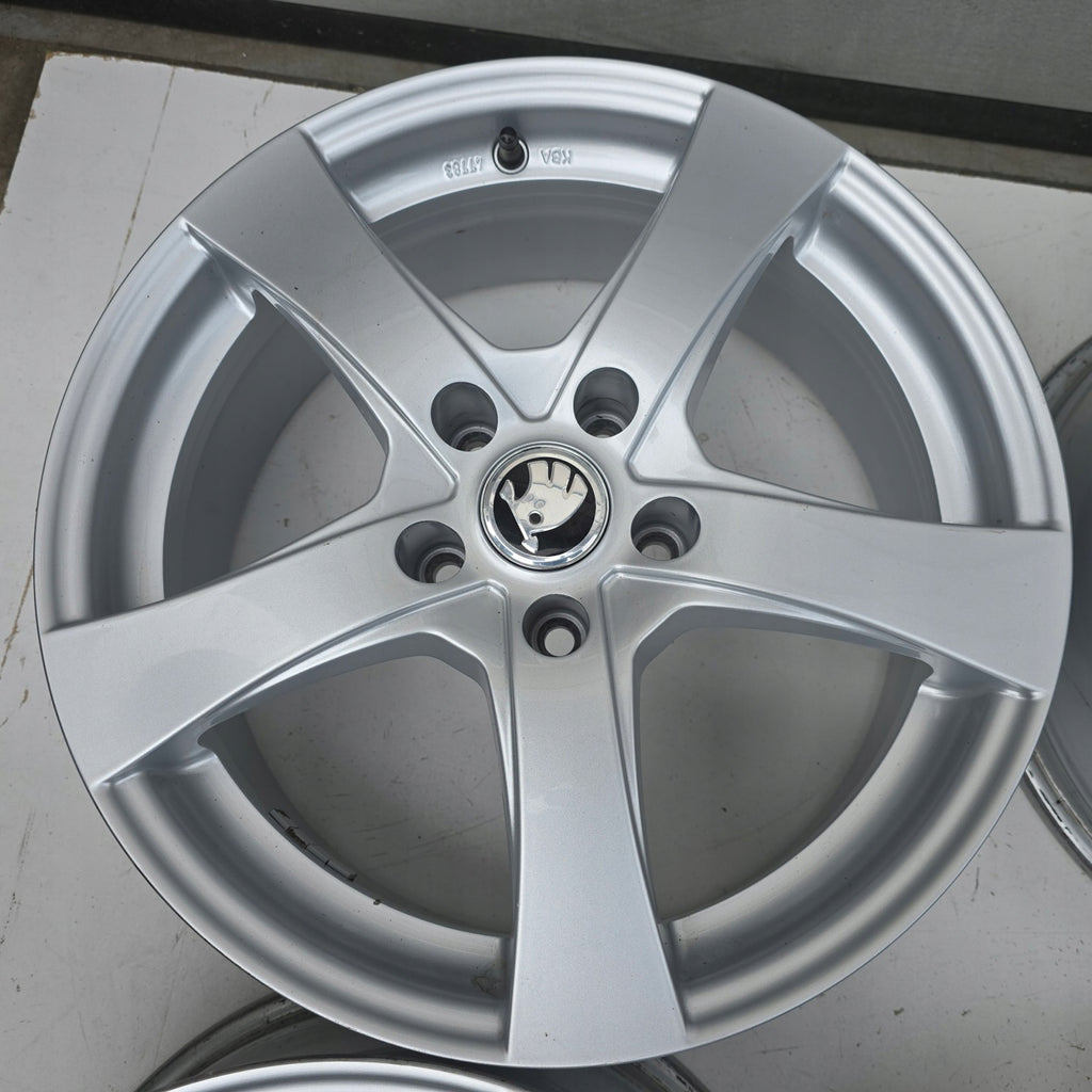 4x Alufelge 17 Zoll 7.0" 5x112 38ET 3G0601025AB Skoda Superb III Octavia Kodiaq FEL5467539656ww