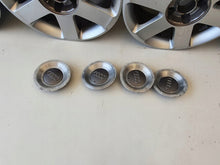 Load image into Gallery viewer, 1x Alufelge 17 Zoll 7.5" 5x112 45ET Glanz Silber 8E0601025J Audi A4 B6 Rim Wheel FEL8991872929ot