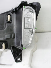 Laden Sie das Bild in den Galerie-Viewer, Frontscheinwerfer Dacia Sandero III 260103884R Rechts Scheinwerfer Headlight