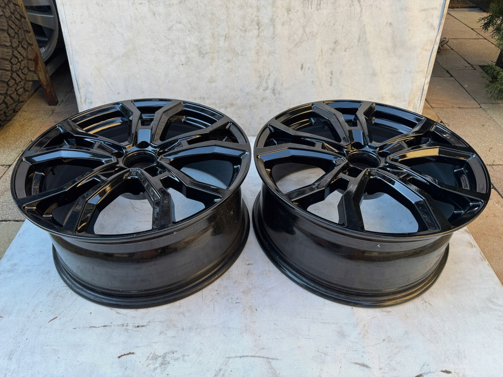 1x Alufelge 19 Zoll 8.0" 5x112 32 5ET Glanz Schwarz TTV9K8BA325E Rim Wheel FEL2153175522vo