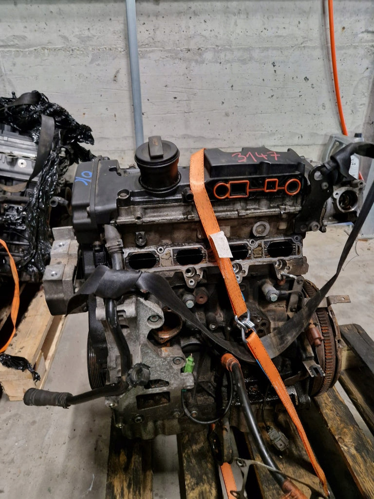 Motor Audi VW BWA AXX 2.0 TFSI 200PS 147kW 149TKm 2010 Benzin Engine Unkomplett