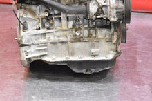 Laden Sie das Bild in den Galerie-Viewer, Motor Hyundai Kia Carens III G4KA 2.0 145PS 106kW 2009 Benzin Engine Unkomplett