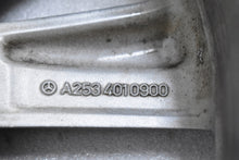 Load image into Gallery viewer, 1x Alufelge 19 Zoll 8.0" 5x112 38ET A2534010900 Mercedes-Benz Glc X253 Rim Wheel FEL6844106144vi