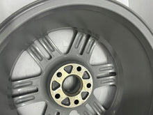 Load image into Gallery viewer, 1x Alufelge 16 Zoll 7.0&quot; 5x112 45ET Glanz Silber 4B0601025 Audi A4 Rim Wheel