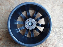 Laden Sie das Bild in den Galerie-Viewer, 1x Alufelge 19 Zoll 8.5" 5x114.3 670044699 Maserati Levante Rim Wheel FEL3578437418nw