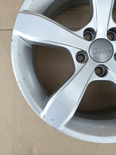 Laden Sie das Bild in den Galerie-Viewer, 1x Alufelge 16 Zoll 6.0&quot; 5x100 30ET Glanz Silber 8X0071496 Audi A1 Rim Wheel