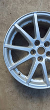 Load image into Gallery viewer, 1x Alufelge 17 Zoll 7.0" 5x108 45ET Glanz Silber BJ32-1007-AB Land Rover I FEL3100109563yi