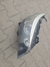 Laden Sie das Bild in den Galerie-Viewer, Frontscheinwerfer BMW E60 E61 15876200 15876100 Xenon Rechts oder Links SCH1325592459us