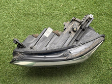 Laden Sie das Bild in den Galerie-Viewer, Frontscheinwerfer VW Passat B8 3G1941005C Links Scheinwerfer Headlight SCH3096962845hn