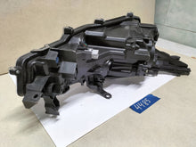 Laden Sie das Bild in den Galerie-Viewer, Frontscheinwerfer Toyota Corolla 81150-02T31 Links Scheinwerfer Headlight SCH8035878319uh