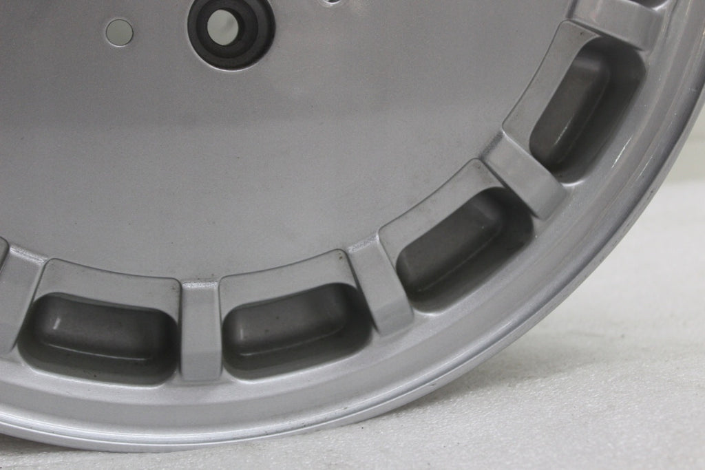 1x Alufelge 15 Zoll 6.0" 5x112 49ET 2014011102 Mercedes-Benz Rim Wheel FEL2393353944qb