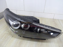 Load image into Gallery viewer, Frontscheinwerfer Hyundai I30 III 92102-G4120 LED Rechts Scheinwerfer Headlight