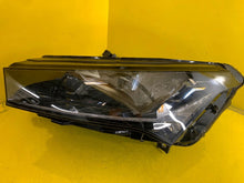 Laden Sie das Bild in den Galerie-Viewer, Frontscheinwerfer Skoda Enyaq 5LB941015G LED Links Scheinwerfer Headlight