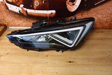 Laden Sie das Bild in den Galerie-Viewer, Frontscheinwerfer Seat Leon 5FB941007F Links Scheinwerfer Headlight SCH6804591292nh