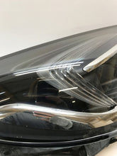 Laden Sie das Bild in den Galerie-Viewer, Frontscheinwerfer Opel Astra K 39047199 LED Rechts Scheinwerfer Headlight