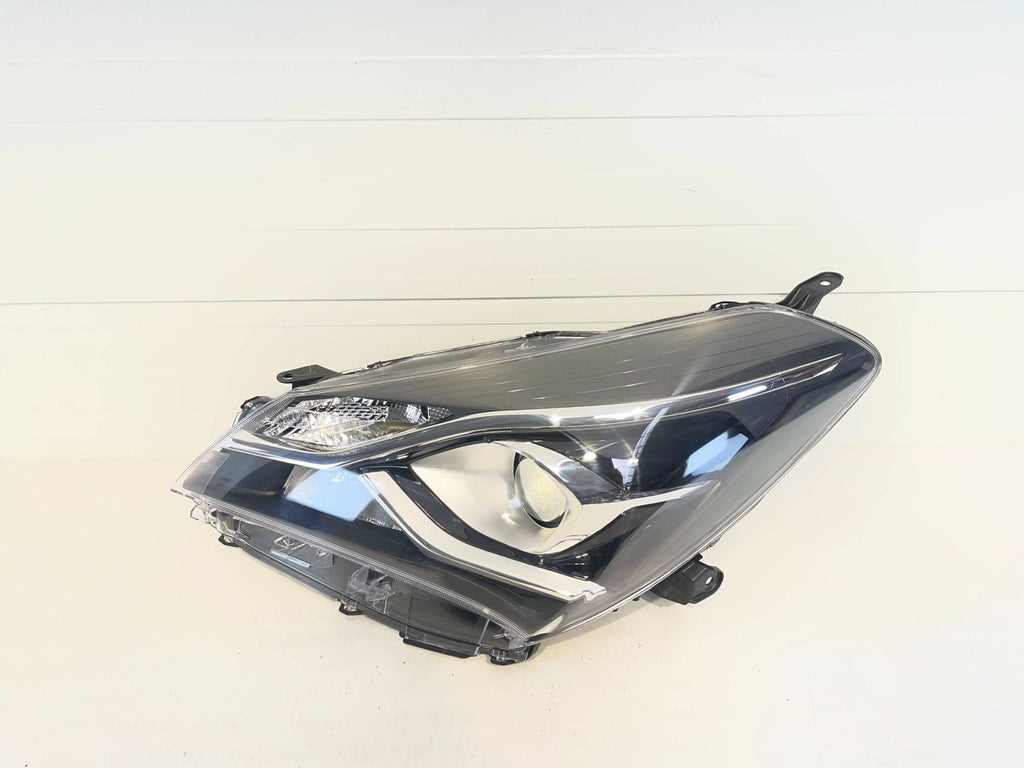 Frontscheinwerfer Toyota Yaris 21211BZLM Links Scheinwerfer Headlight SCH8617375534eq