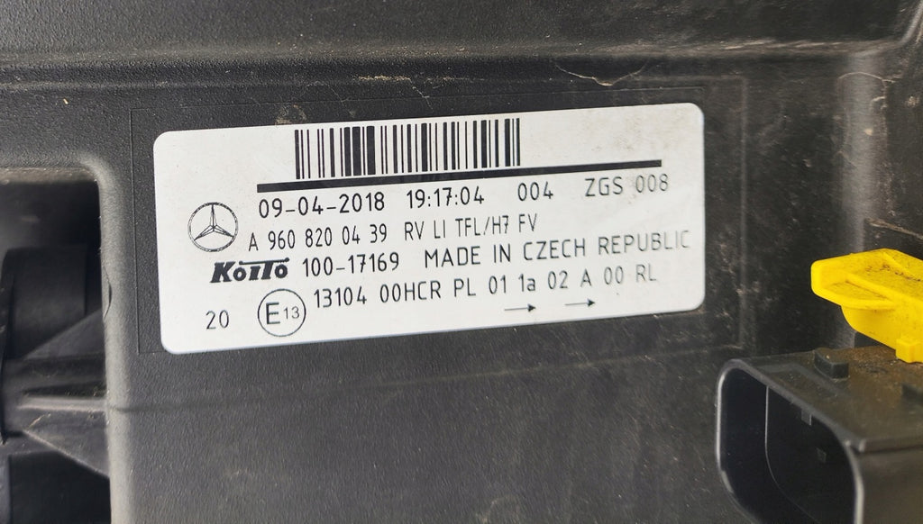 Frontscheinwerfer Mercedes-Benz A9608200339 Links Scheinwerfer Headlight SCH8428922625gv
