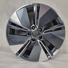 Load image into Gallery viewer, 1x Alufelge 19 Zoll 8.0" 5x112 45ET 5LA601025 Skoda Enyaq Rim Wheel FEL5582987393yb