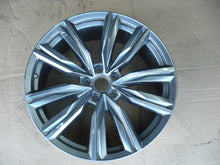 Laden Sie das Bild in den Galerie-Viewer, 1x Alufelge 20 Zoll 8.0" 5x112 41ET 5NA601025H, 5NA601025J VW Tiguan Rim Wheel FEL9304705338gr
