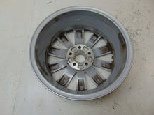 Load image into Gallery viewer, 1x Alufelge 15 Zoll 5.5" 5x100 40ET Glanz Silber 6F0601025G Seat I Ibiza FEL7666654112az