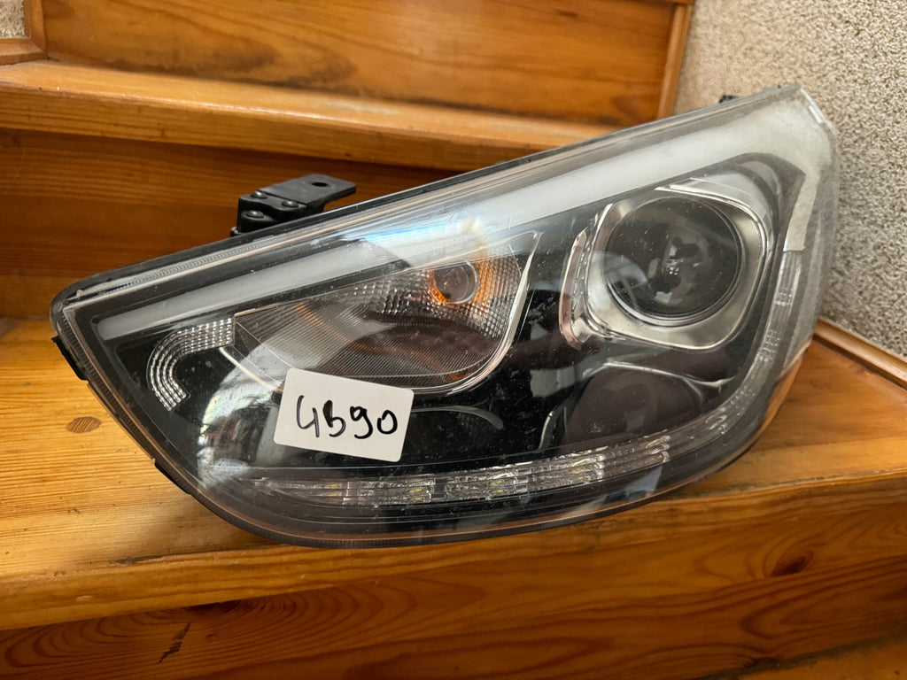 Frontscheinwerfer Hyundai Ix35 Links Scheinwerfer Headlight