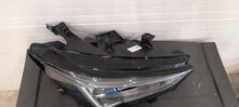 Laden Sie das Bild in den Galerie-Viewer, Frontscheinwerfer Cupra Born I RKC12652 Rechts Scheinwerfer Headlight SCH7588317629lm