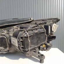 Load image into Gallery viewer, Frontscheinwerfer Seat Leon 5F1941006A Rechts Scheinwerfer Headlight