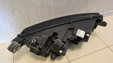 Load image into Gallery viewer, Frontscheinwerfer Skoda Octavia IV 5E4941015 Full LED Links Headlight SCH9676915372yn