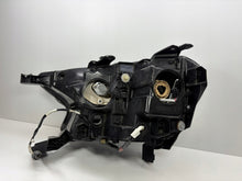 Laden Sie das Bild in den Galerie-Viewer, Frontscheinwerfer Ford Ranger 21311149381 Rechts Scheinwerfer Headlight SCH2027392785gx
