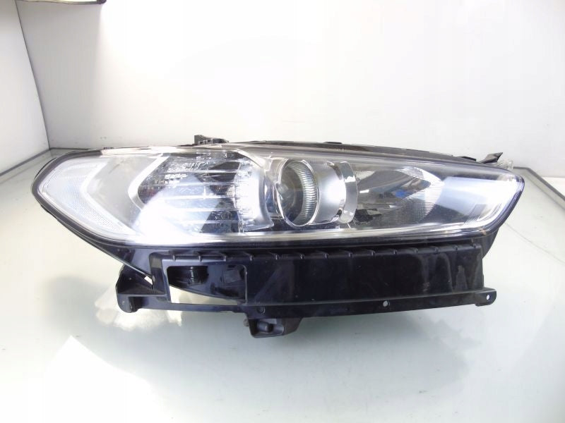 Frontscheinwerfer Ford Mondeo D373-13W029-FA Rechts Scheinwerfer Headlight