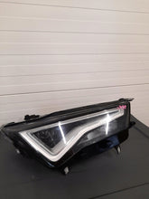 Load image into Gallery viewer, Frontscheinwerfer Seat Ateca Rechts Scheinwerfer Headlight