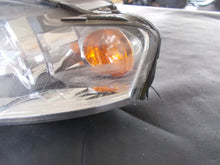 Laden Sie das Bild in den Galerie-Viewer, Frontscheinwerfer Audi A4 B7 8E0941003AM Xenon Ein Stück (Rechts oder Links) SCH2782064304nz