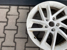 Laden Sie das Bild in den Galerie-Viewer, 1x Alufelge 17 Zoll 7.0" 5x112 5F0601025G Seat Leon Rim Wheel FEL1540012341ow