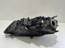 Laden Sie das Bild in den Galerie-Viewer, Frontscheinwerfer VW Touareg 7P1941032 Rechts Scheinwerfer Headlight