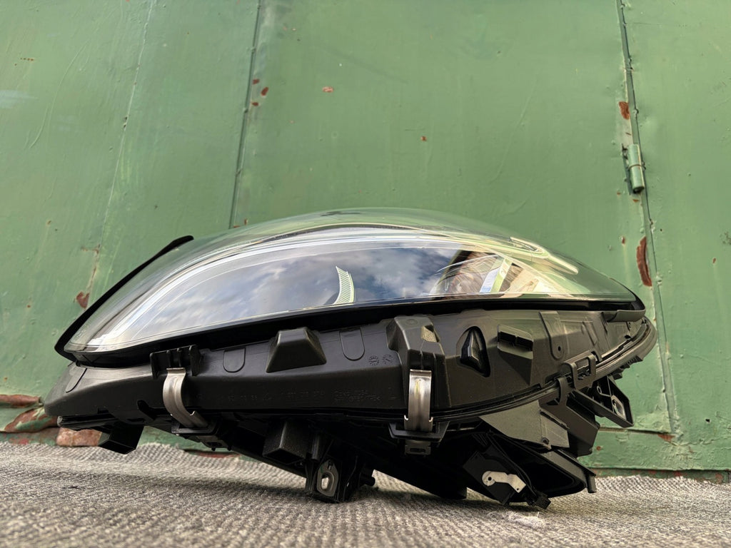 Frontscheinwerfer Mercedes-Benz W246 A2469066901 Links Scheinwerfer Headlight SCH6132682858kb