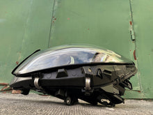 Laden Sie das Bild in den Galerie-Viewer, Frontscheinwerfer Mercedes-Benz W246 A2469066901 Links Scheinwerfer Headlight SCH6132682858kb