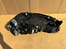 Load image into Gallery viewer, Frontscheinwerfer BMW IX I20 9851808 Laser Rechts Scheinwerfer Headlight SCH5259101997fz
