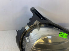 Laden Sie das Bild in den Galerie-Viewer, Frontscheinwerfer Mercedes-Benz W211 A2118203661 Rechts Scheinwerfer Headlight SCH3771932739fu