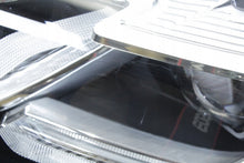 Load image into Gallery viewer, Frontscheinwerfer BMW G30 F90 5A388C7 Links Scheinwerfer Headlight SCH9937472299vu