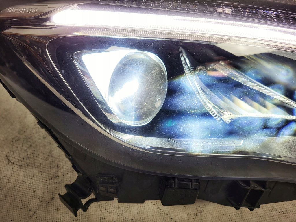 Frontscheinwerfer Mercedes-Benz Gla A1569066900 A1569067000 Full LED Ein Satz SCH3599076067wx