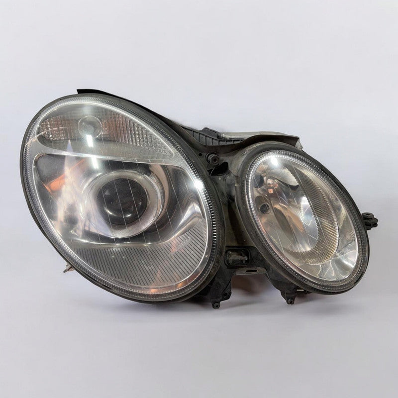 Frontscheinwerfer Mercedes-Benz W211 Xenon Rechts Scheinwerfer Headlight