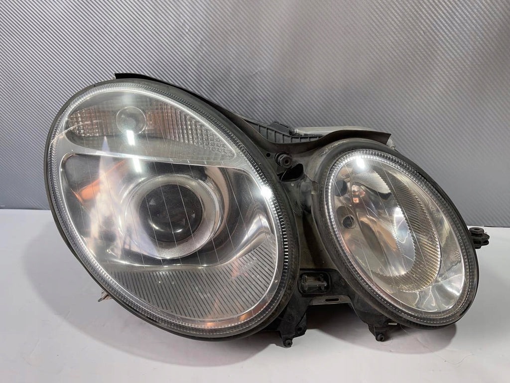 Frontscheinwerfer Mercedes-Benz W211 Xenon Rechts Scheinwerfer Headlight