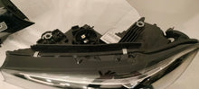 Laden Sie das Bild in den Galerie-Viewer, Frontscheinwerfer BMW 3 G21 G20 5A251A7 5A251A8 LED Ein Satz Headlight SCH7055261873my