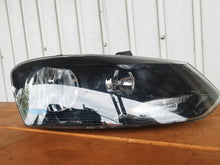 Laden Sie das Bild in den Galerie-Viewer, Frontscheinwerfer VW Polo 1EE24705110 LED Rechts Scheinwerfer Headlight