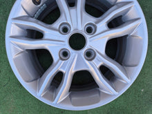 Laden Sie das Bild in den Galerie-Viewer, 1x Alufelge 15 Zoll 4x108 E1BJ1007AA Ford Fiesta I Rim Wheel FEL6022733393dy
