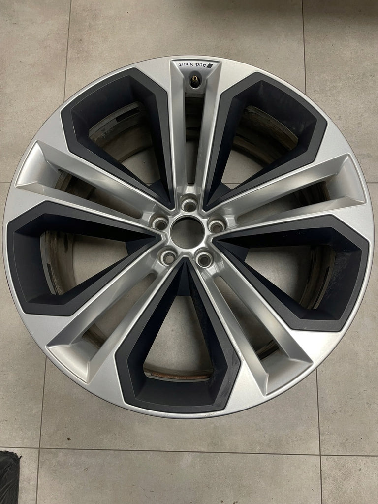 1x Alufelge 22 Zoll 10.0" 5x112 4M8601025AN Audi Q8 Rim Wheel FEL3548240202iq