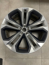Load image into Gallery viewer, 1x Alufelge 22 Zoll 10.0" 5x112 4M8601025AN Audi Q8 Rim Wheel FEL3548240202iq